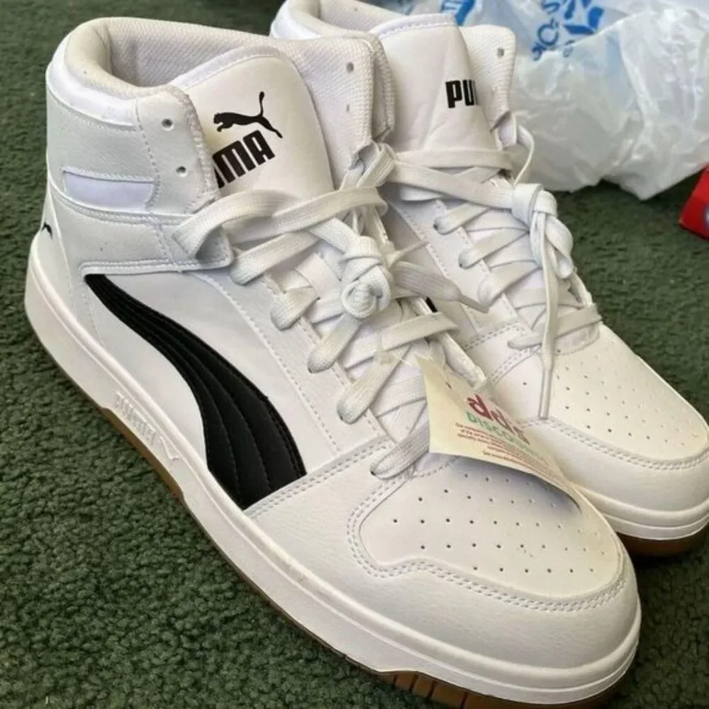 Puma Men's Black and White Footwear